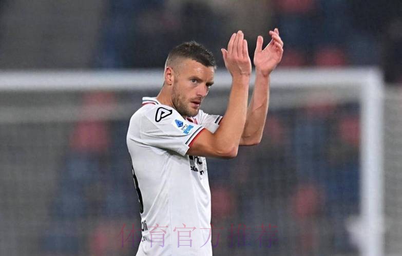 38岁瓦尔迪狂飙:单刀+空门 加冕MVP!意甲近6场轰4球 38岁瓦尔迪狂飙:单刀+空门 加冕MVP!意甲近6场轰4球