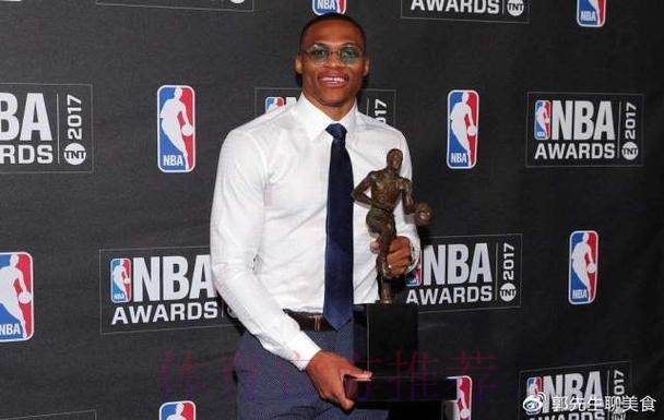 32岁威少和32岁保罗,全方位数据对比后,才发现他被高估了 32岁威少和32岁保罗,全方位数据对比后,才发现他被高估了